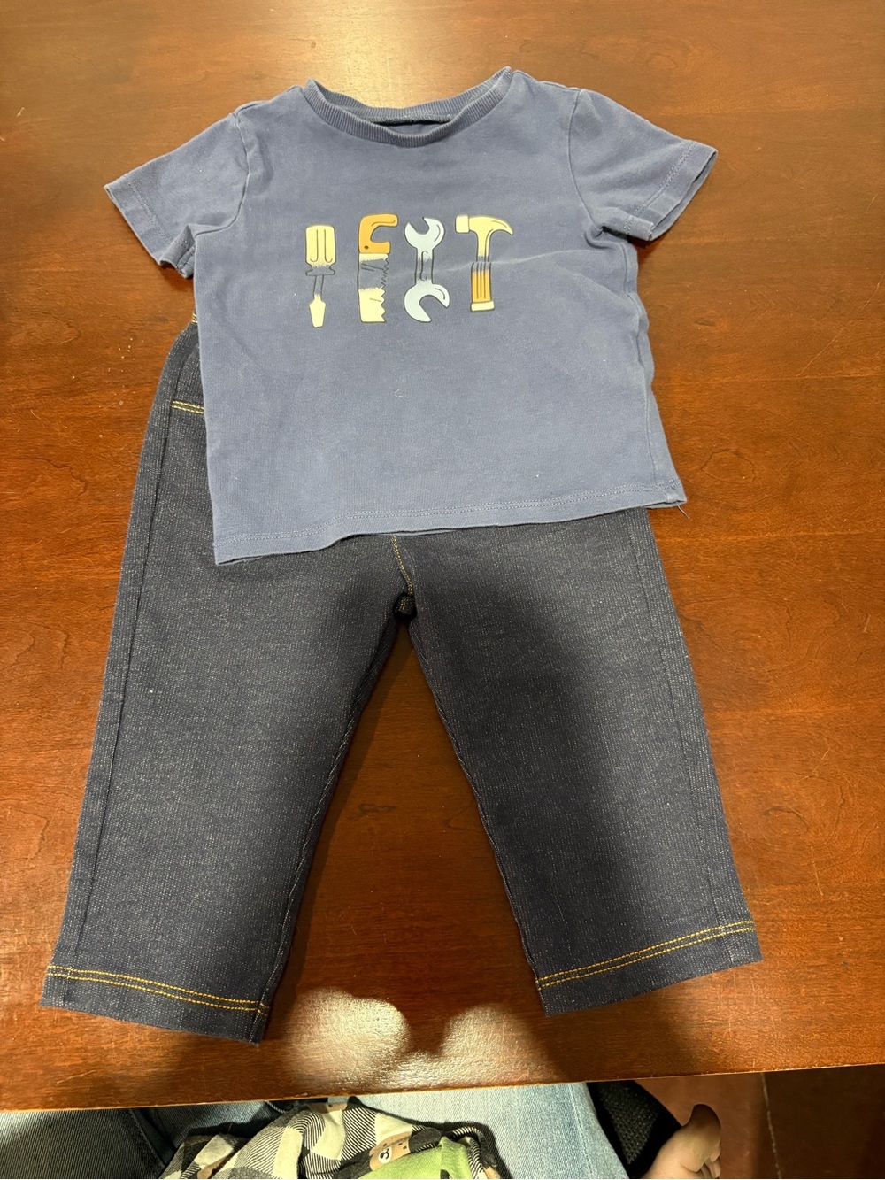 👶🏼 4/$20 9M Pekkle Tools Outfit